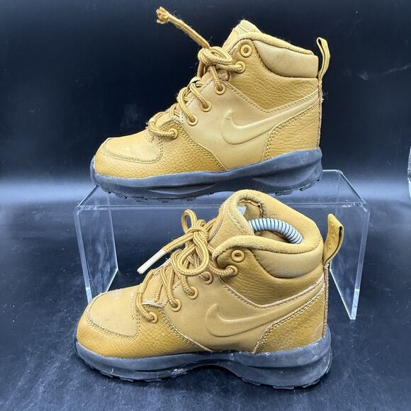 Nike Manoa Boots Kids Size 11C Wheat Tan Leather Hiking Outdoor BQ5373-700 - Picture 2 of 7
